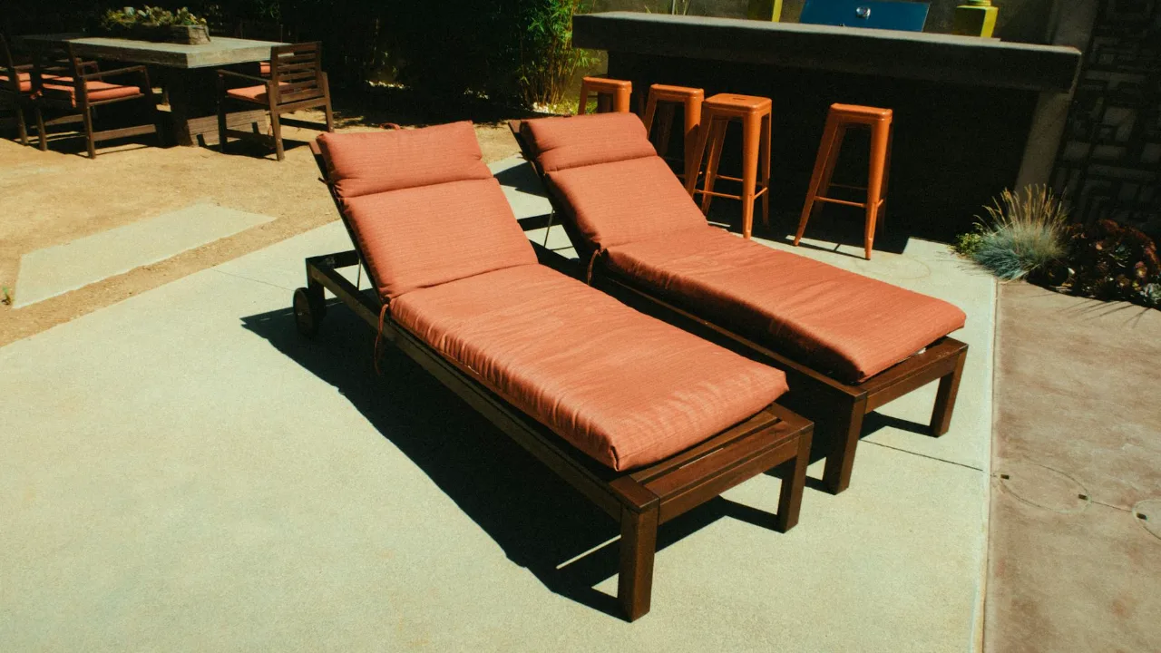 Beautiful outdoor living patio and deck space built by Littleton construction professionals